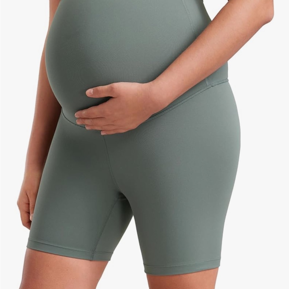 CRZ YOGA Women's Olive Bike Shorts